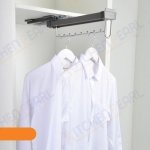 علاقة ملابس علي سحاب